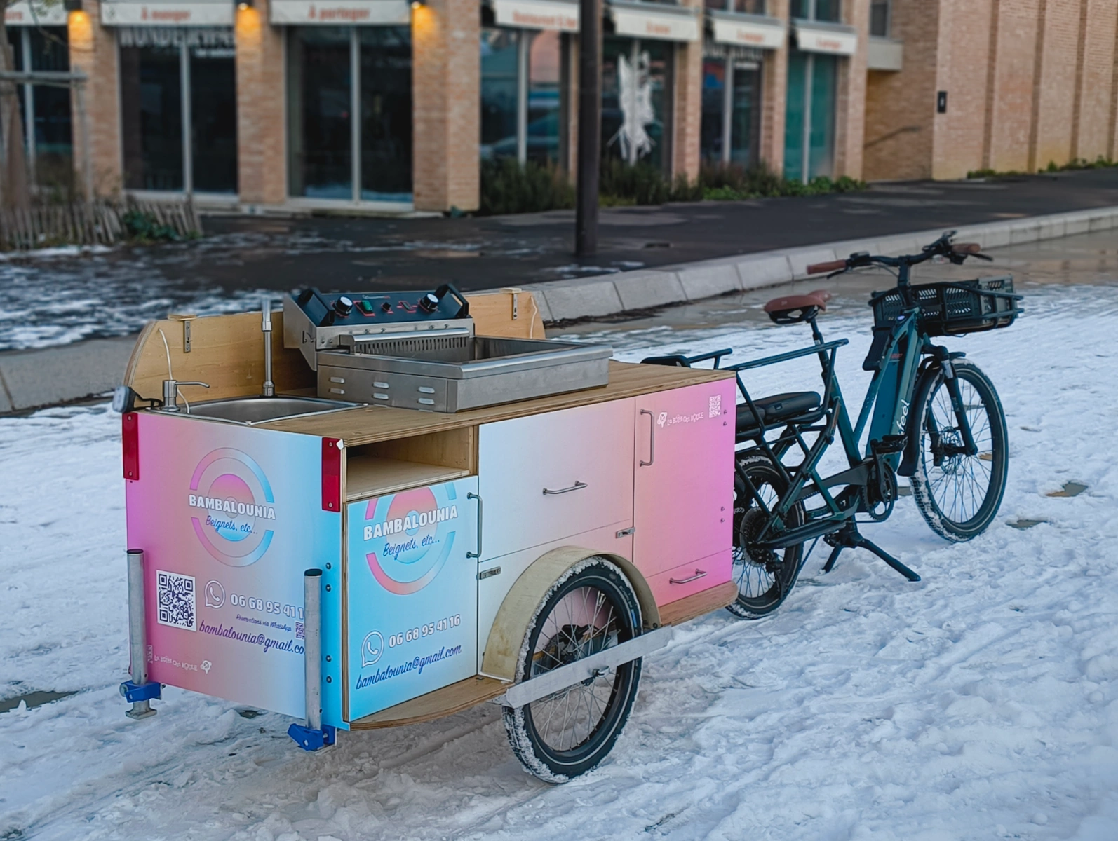Remorque vélo cuisine équipée.webp
